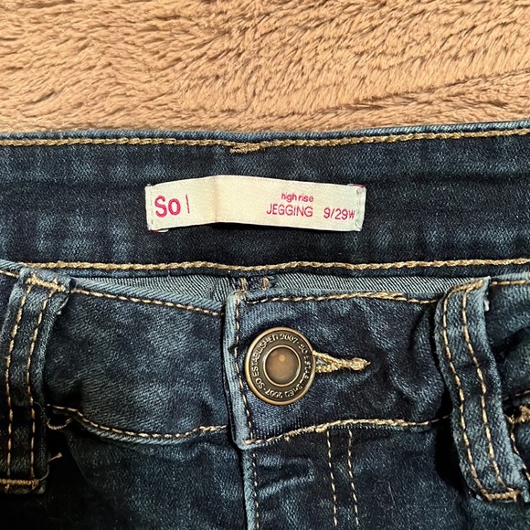 So High Rise Jeggings - Picture 2 of 8